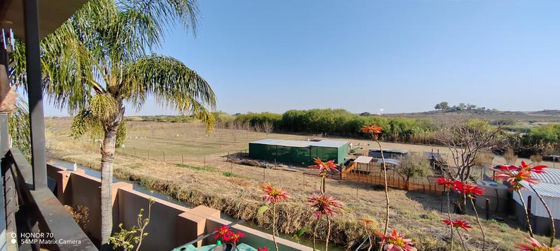 4 Bedroom Property for Sale in Kanoneiland Northern Cape